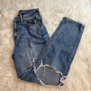 American Eagle Outfitters Distressed Mom Jeans